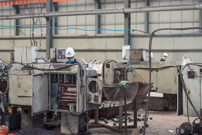 霸州网架配件-锥头加工车间